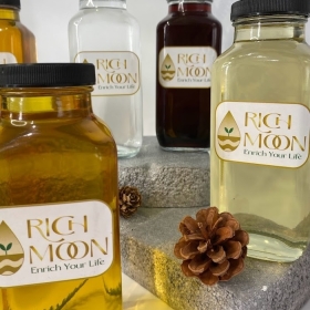 Why is coconut oil so popular with consumers?